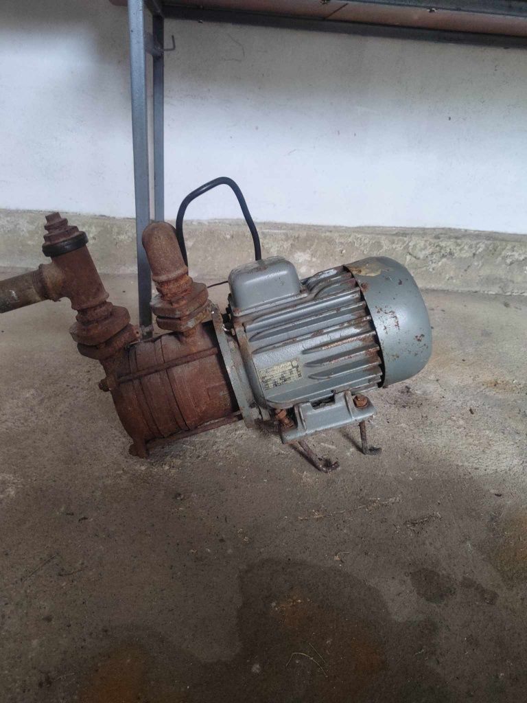 Silnik od hydroforu