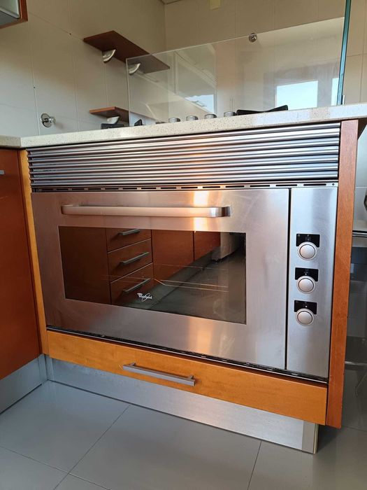 Forno Whirlpool de Encastrar 90cm – MSAK-5-VIXWH – Grande Capacidade!