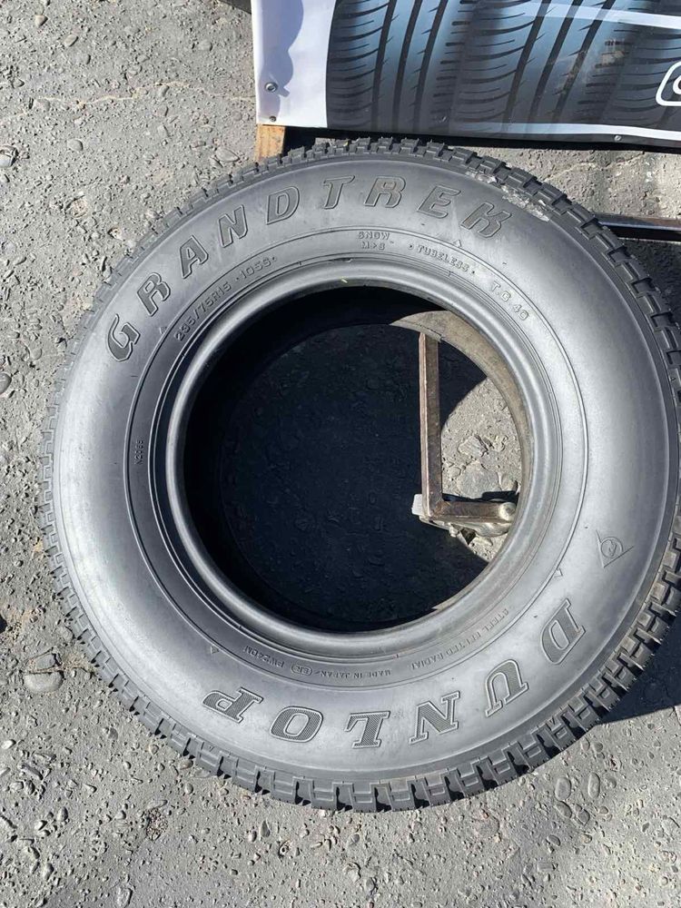 Шина одна 235/75 R15 Dunlop 2022p всесезон 9мм