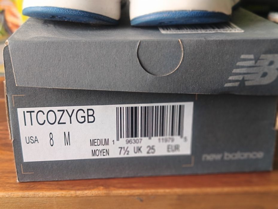 New Balance buty jesień/zima rozm 25