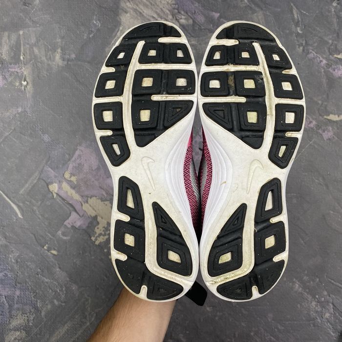 Кроссовки для тренування залу Nike Revolution 3