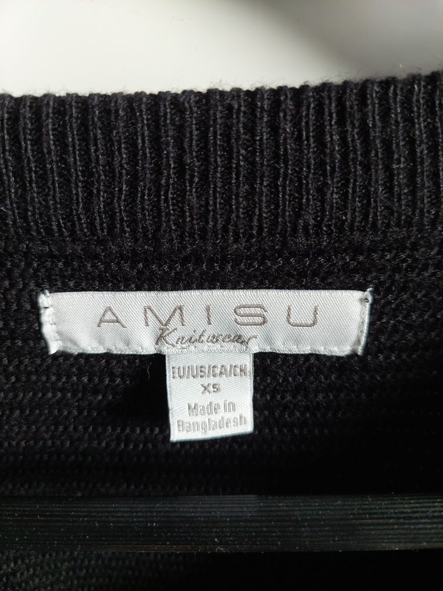 czarny sweterek amisu