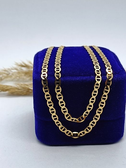 Widoczny łańcuszek ze złota, złoto pr 375