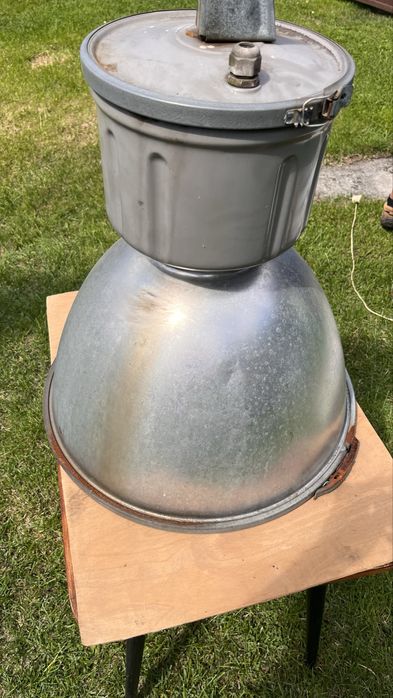 lampa przemyslowa