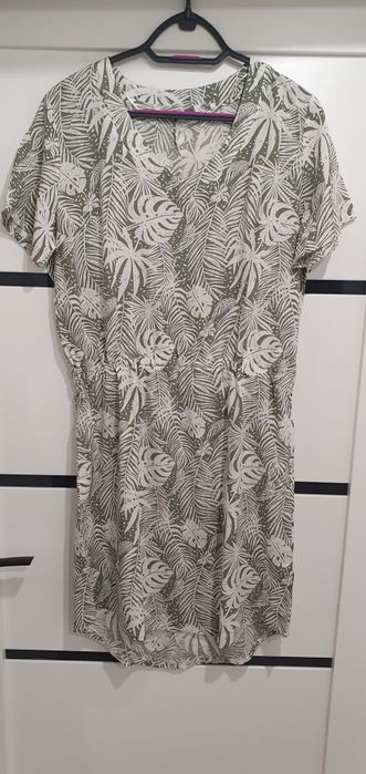 Letnia sukienka w monstery M
