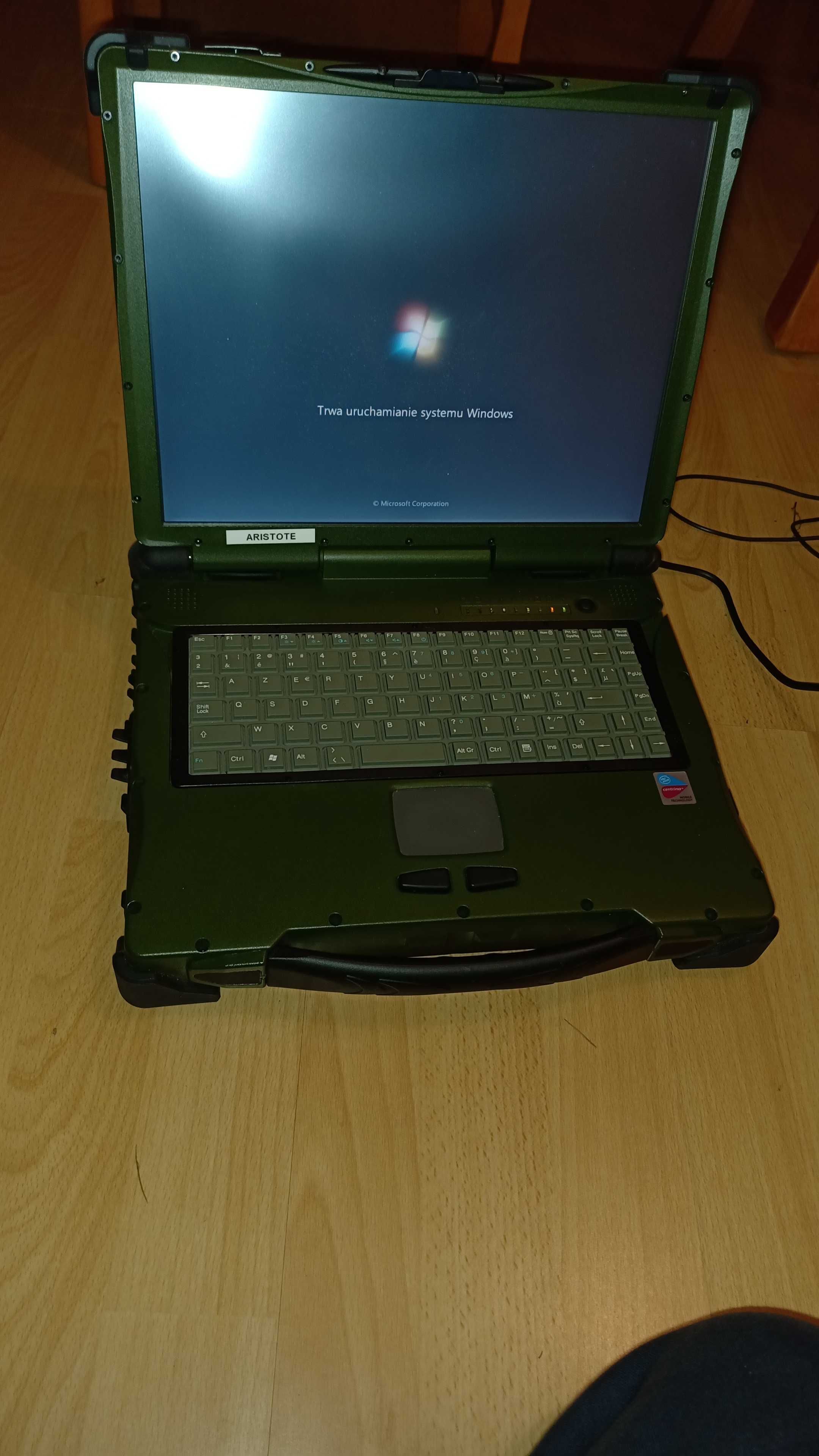 Pancerny militarny laptop RODA