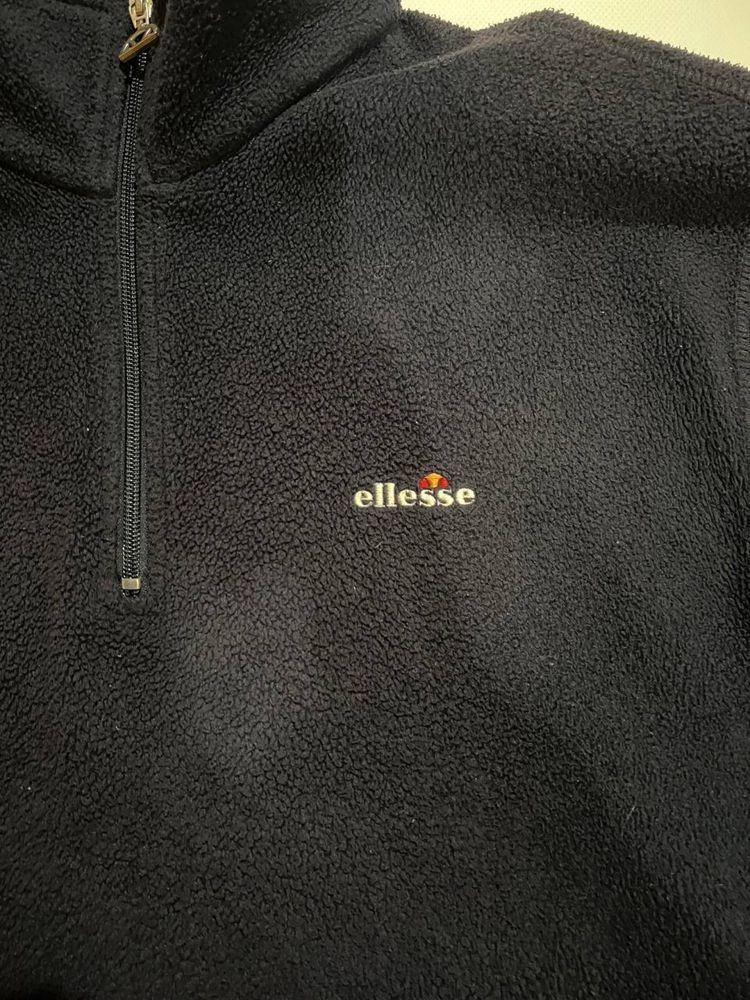 Продам фліску ellesse