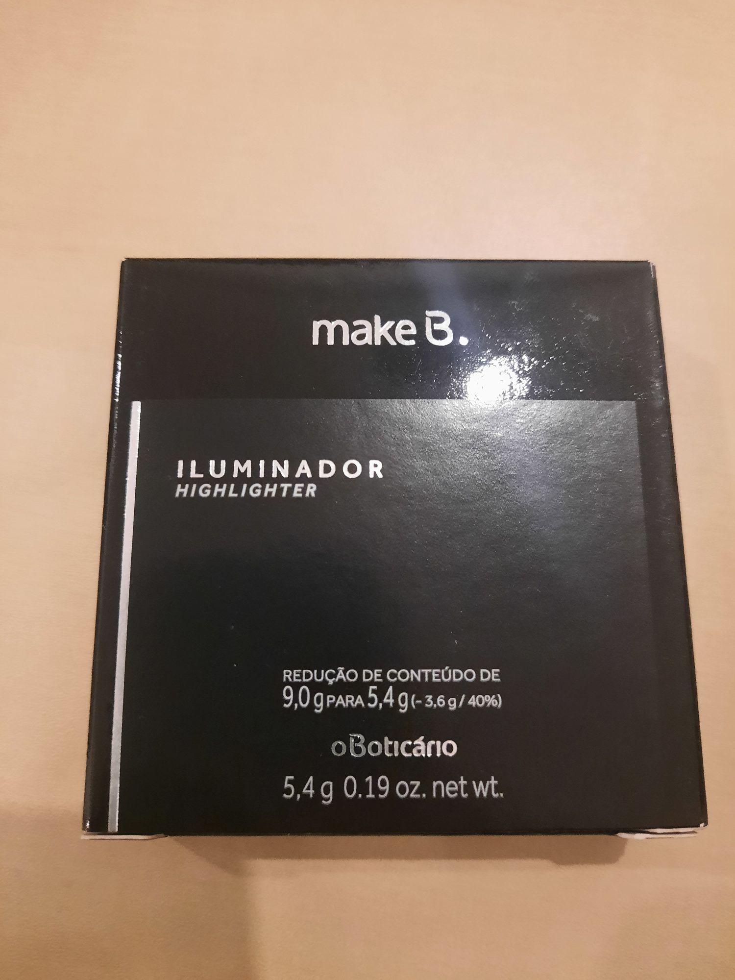 Iluminador bronze Make B.