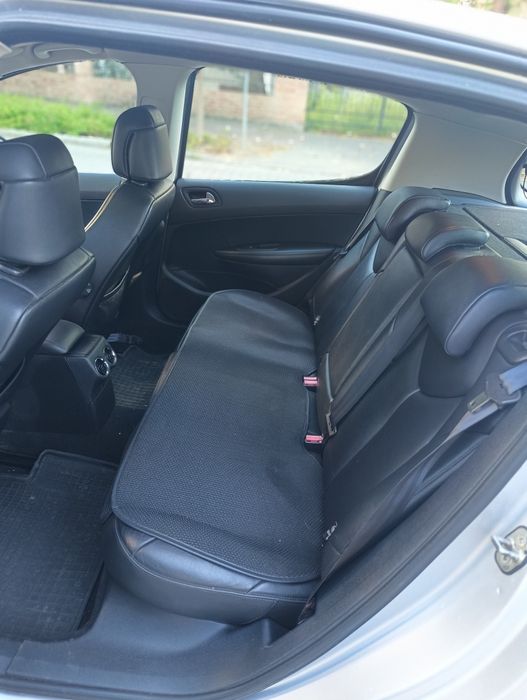 Peugeot 308 PRO PLUS