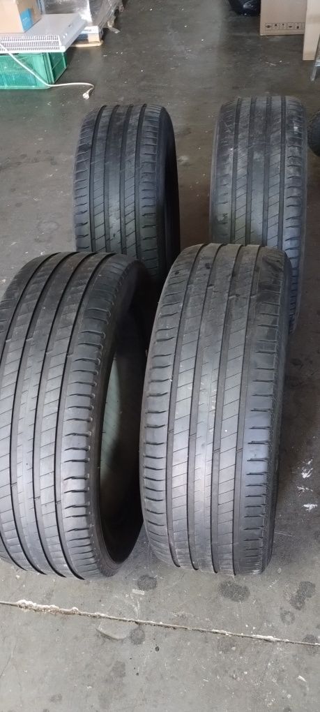 Opony Michelin 235/55 r 19