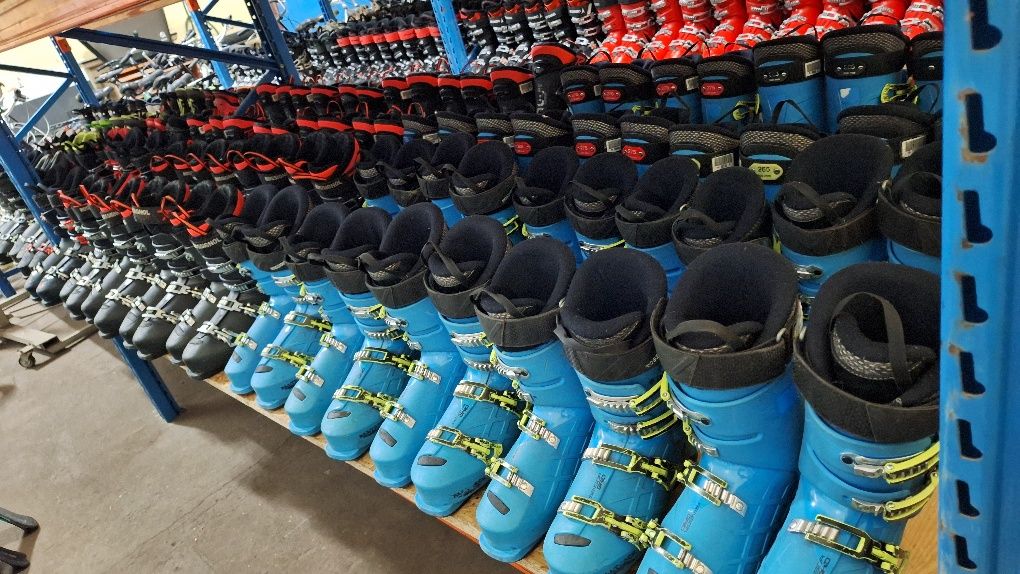 Pakiet butów narciarskich 200-250 zł za parę