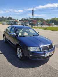 Vende-se Skoda Superb com Full extras em muito bom estado.