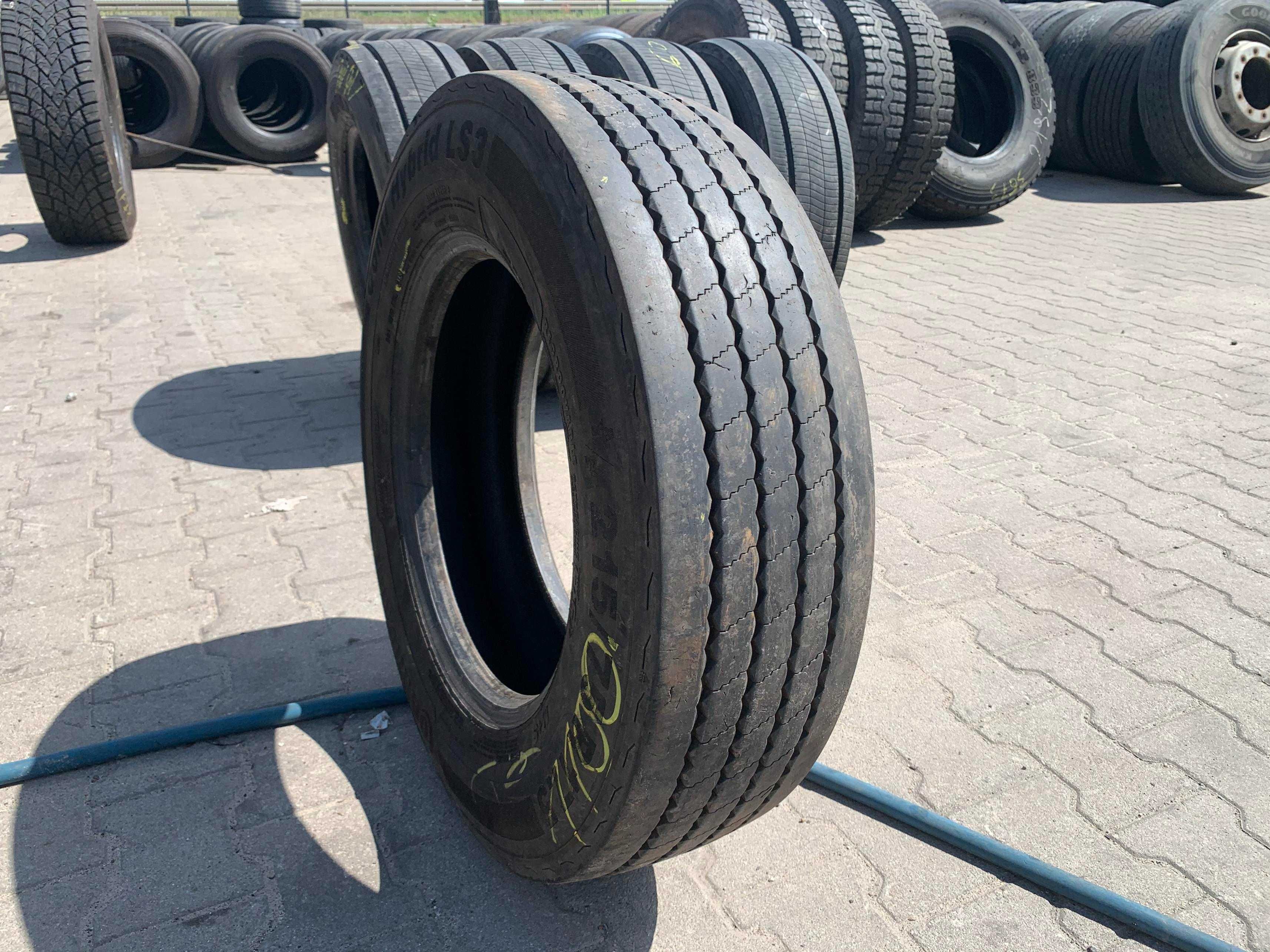 215/75R17.5 Opona CONTINENTAL Conti HYBRID LS3 9mm Przód LS 3