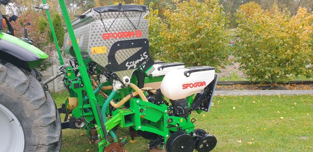 Siewnik punktowy do kukurydzy 4 rzędowy  Sfoggia sigma 5