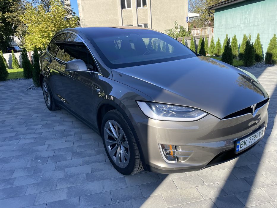 Продам Tesla X INTEL ATOM