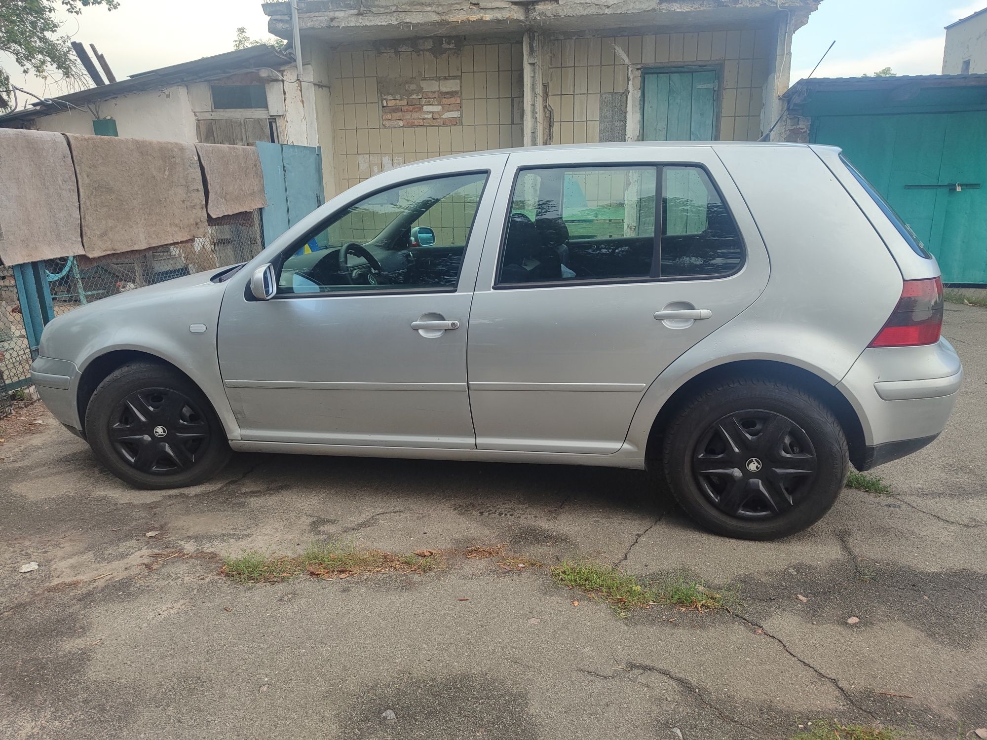 Продам Golf 4 1.6