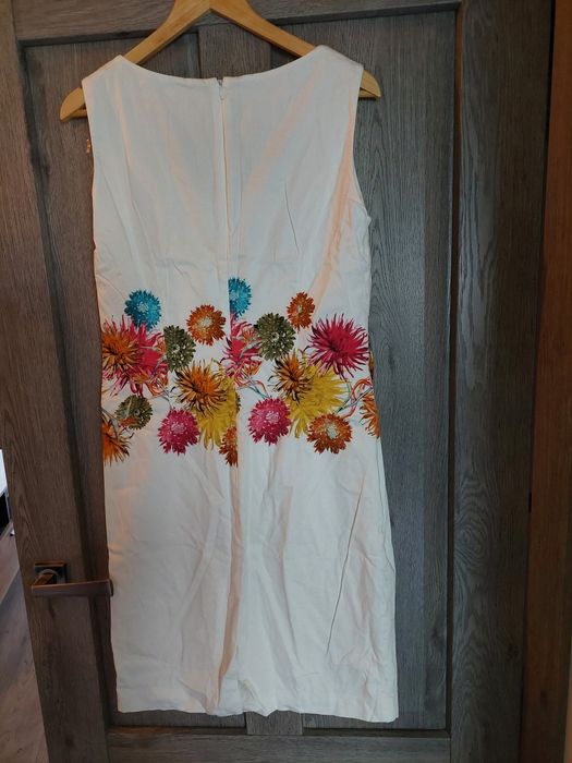 Sukienka Molton 42 biała w kwiaty