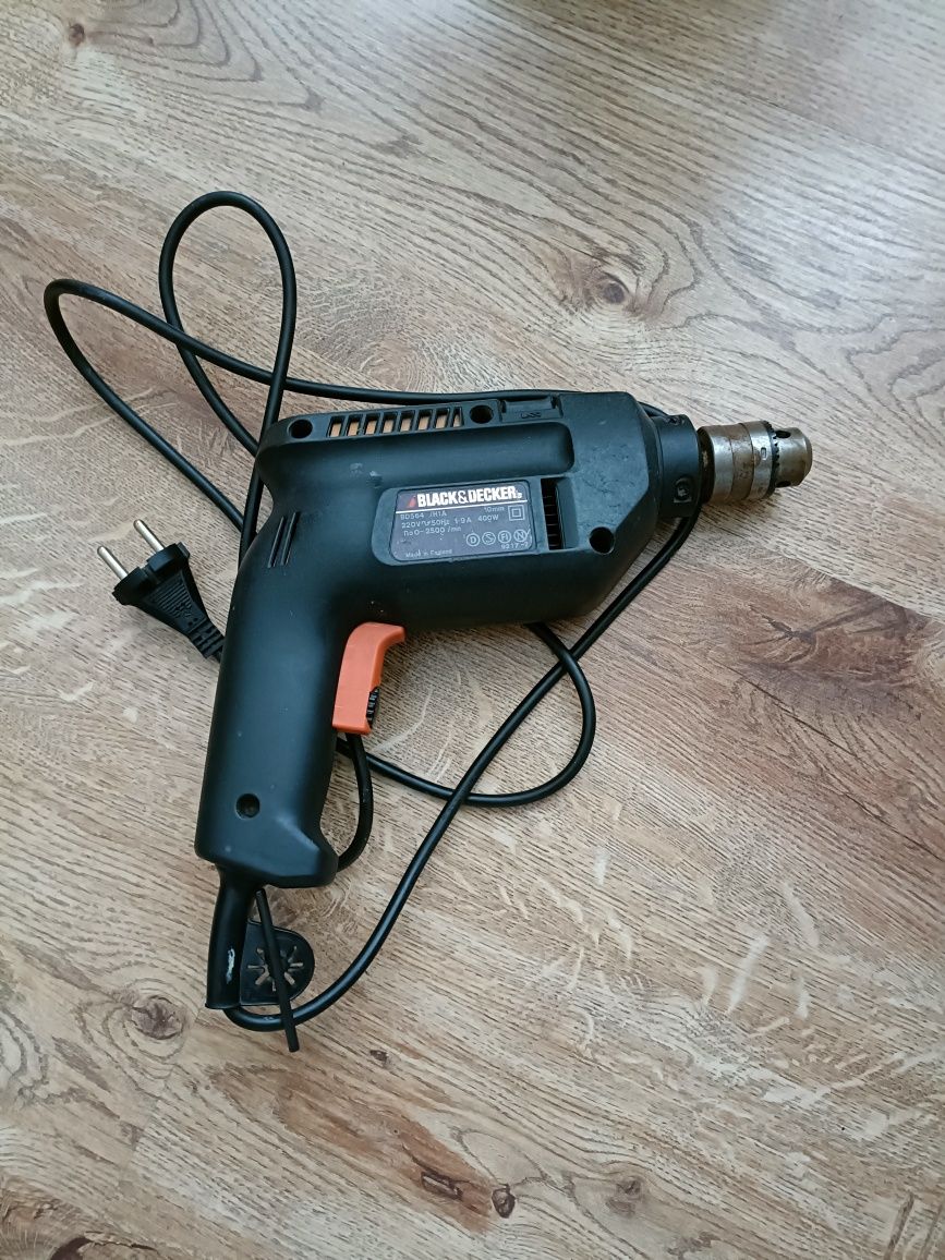 Młotowiertarka Black & decker