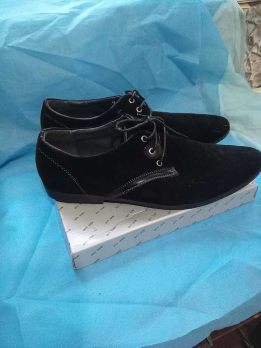 Продам чоловічі туфлі