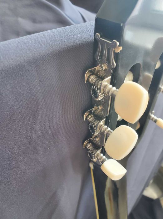 класична гітара для навчання мʼякий нейлон