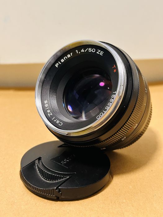 Carl Zeiss Planar T* 1,4/50mm ZE, EF do Canona