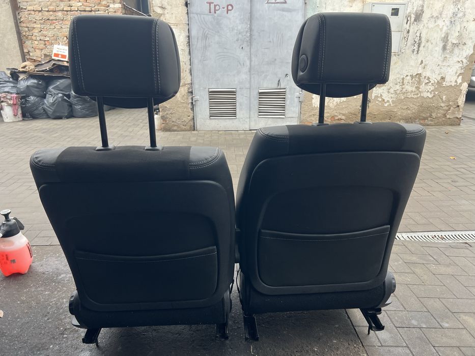 Продам сиденья рено лагуна 3 оригинал