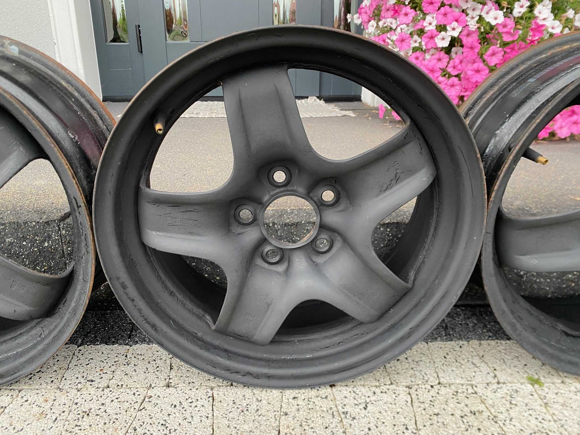 Oryginalne felgi strukturalne 16 5x110 Opel Astra H Meriva B Zafira