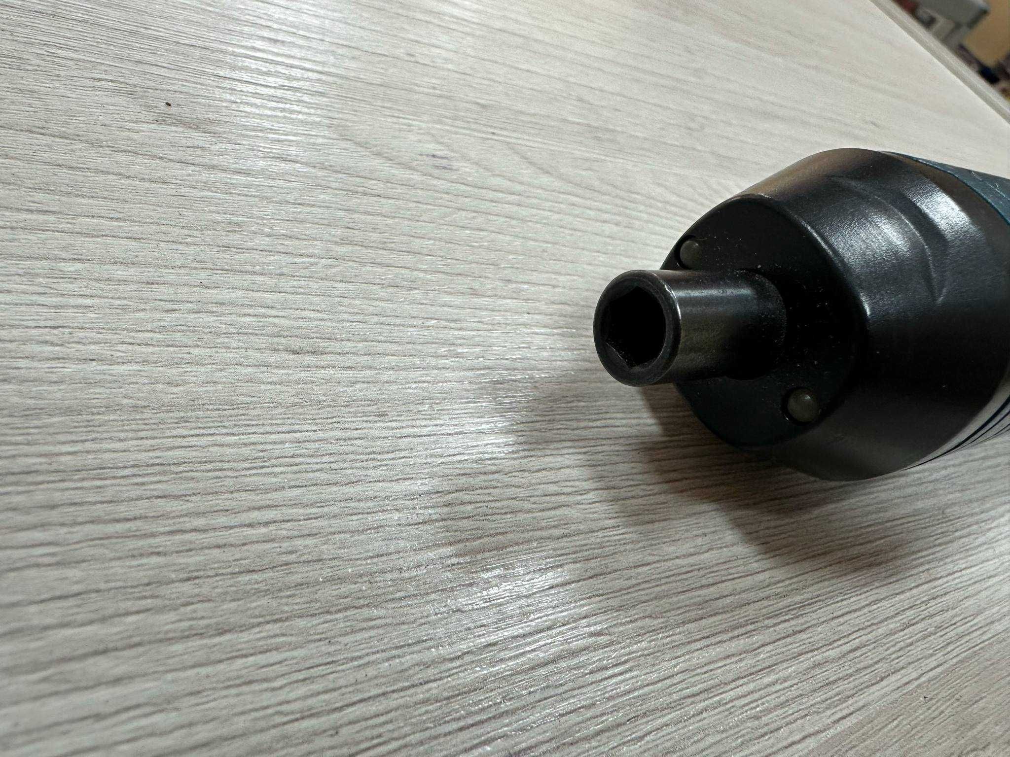 Elektryczny śrubokręt LITHIUM PRO TY-CS07 wraz z bitami
