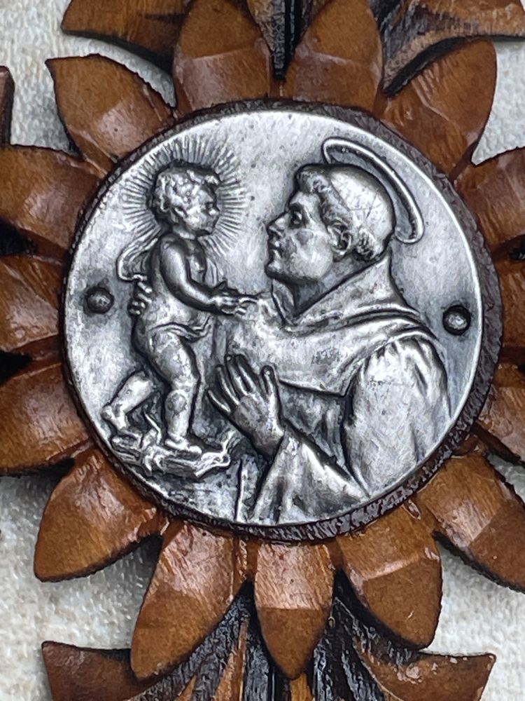 80 letni krzyż srebro drewno