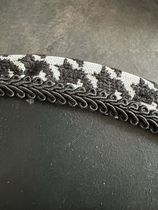 Dwa hokery drewniane