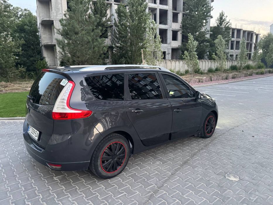 Рено Гранд Сценик 3 Рестайлинг 7 мест