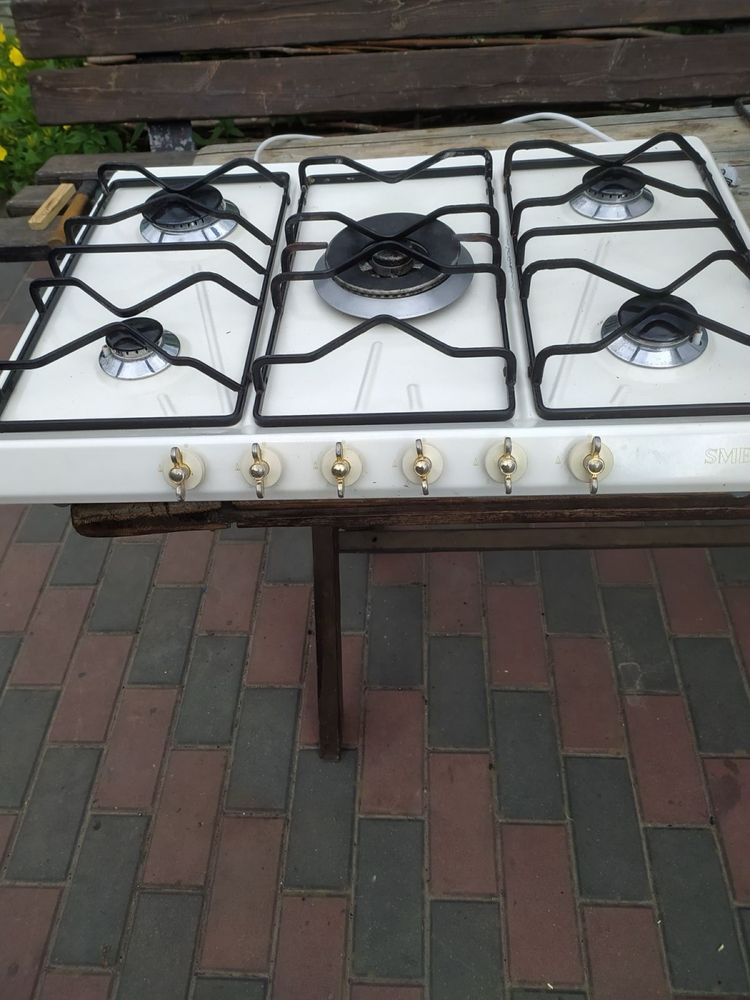 Продам комплект газову варочну поверхню та духовку SMEG