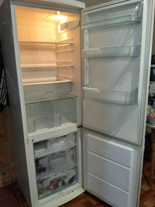 Холодильник. Б/у