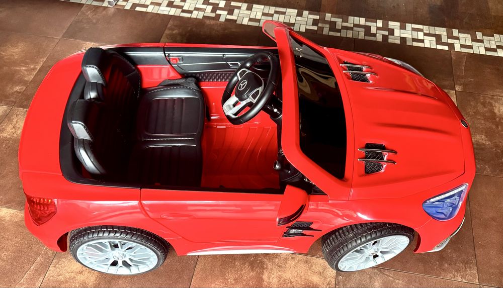 Samochod na akumulator dla dzieci