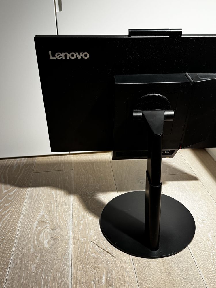Monitor Lenovo ThinkCentre 21.5 cala