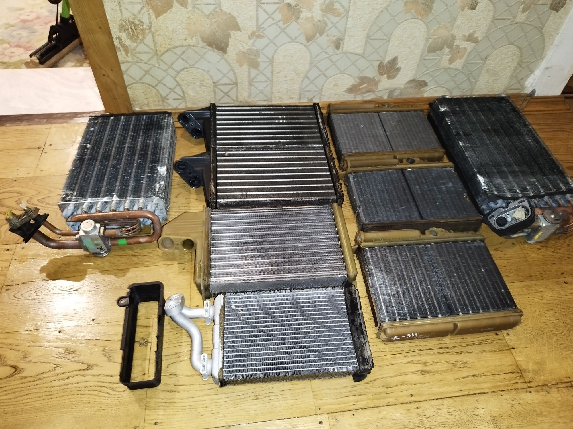 Разборка BMW БлокDME ABS и т.д. BMW Е30 E32 E34 E36 E38E39 X5 X3 F10