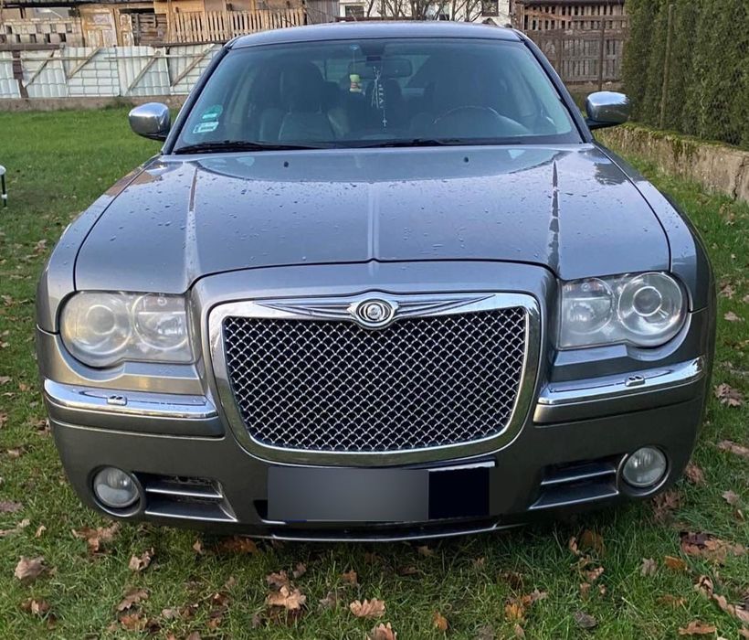 Chrysler 300C Sprzedam lub zamienię na coś mniejszego