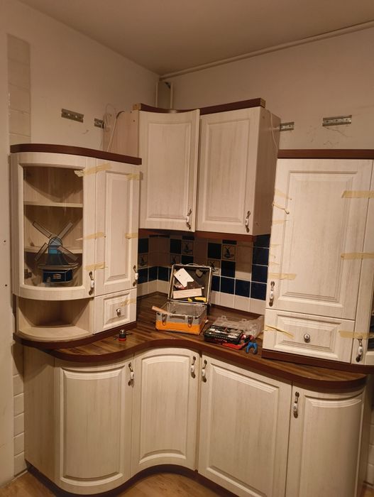 Kuchnia biało kremowa