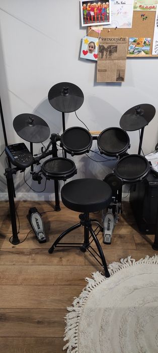 Perkusja elektroniczna Alesis nitro mech kit