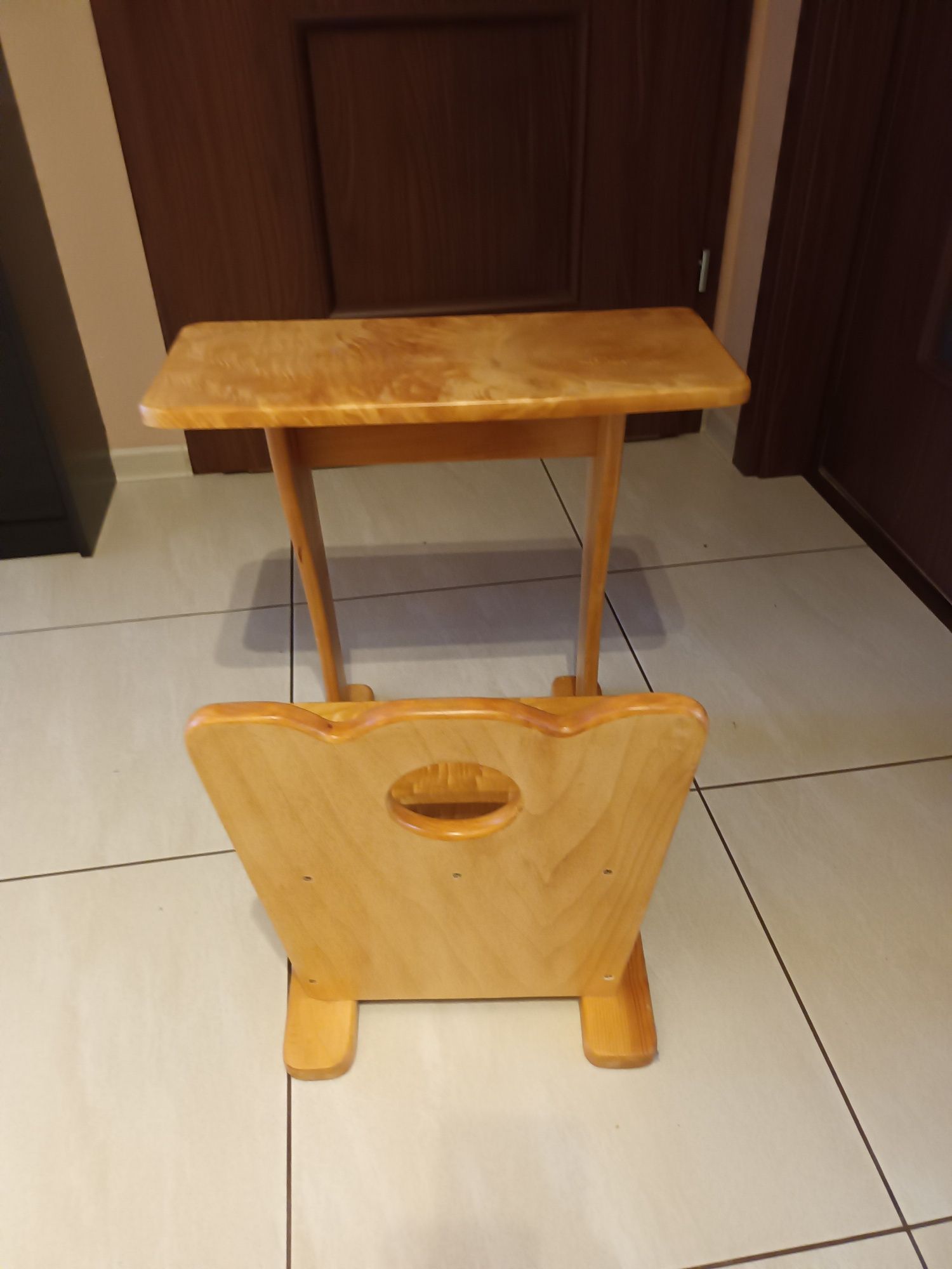Krzeselko stolik dla dziecka