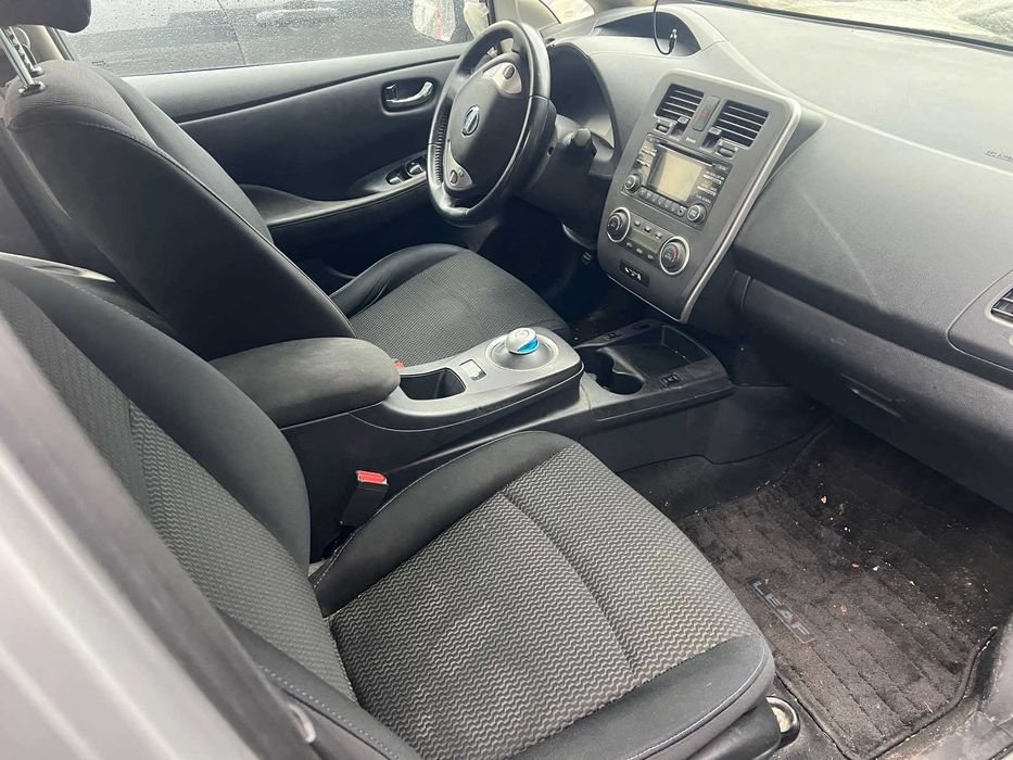 Продам Nissan Leaf після ДТП