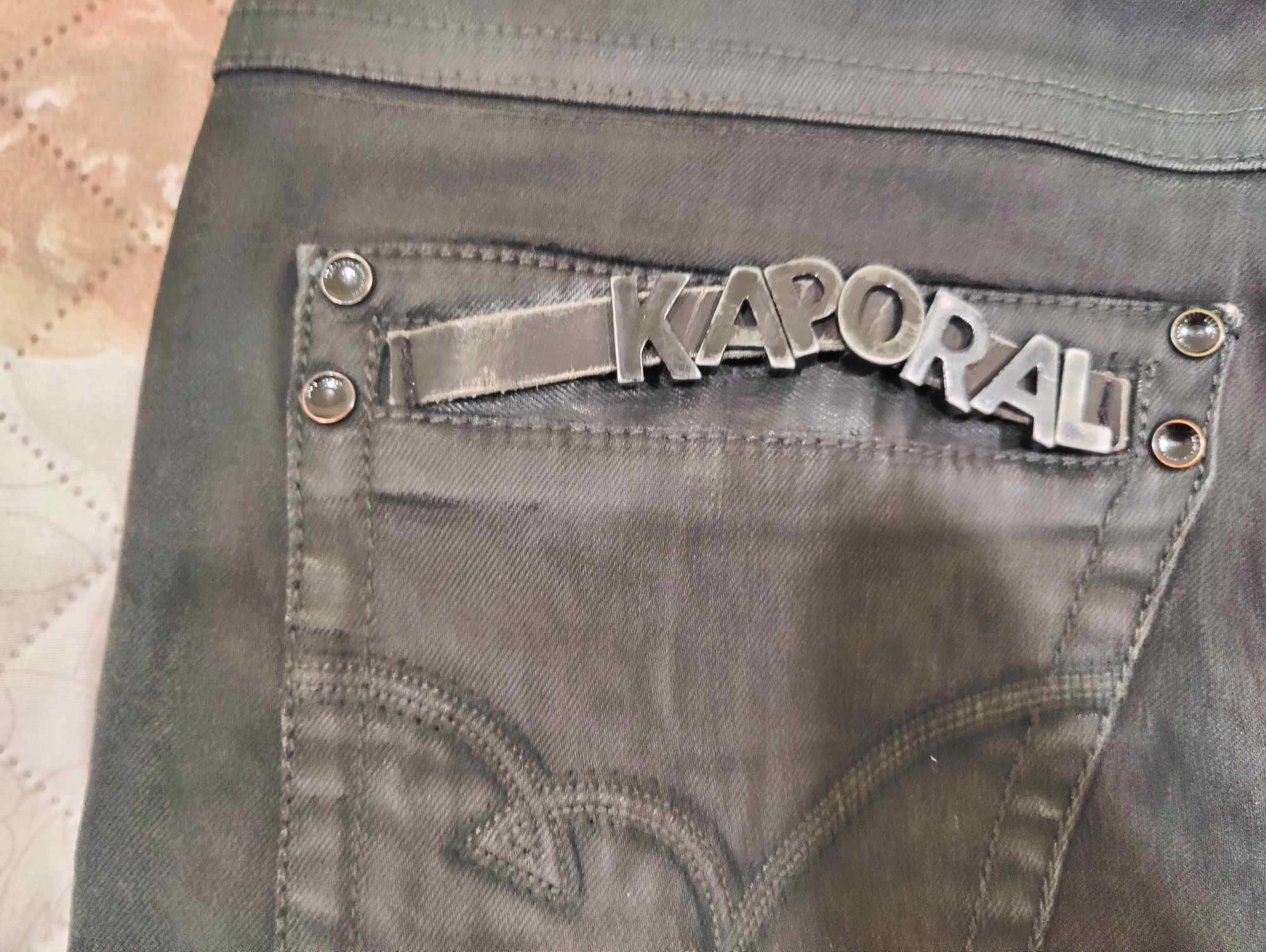 Calças de ganga tam. 44 da kaporal excelente estado