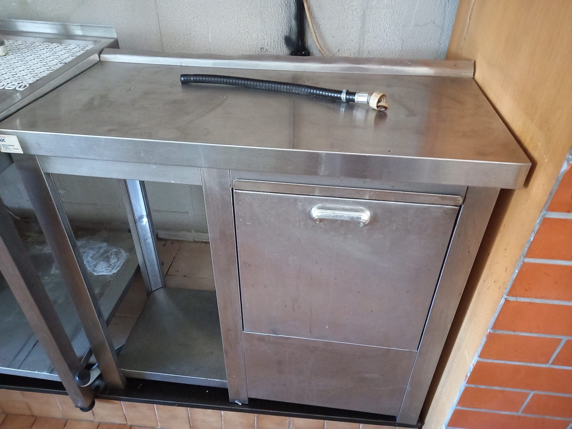 Banca para máquina de café
