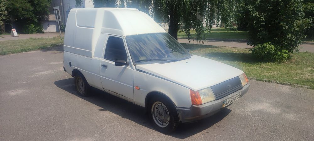 Продаж автомобілей 1000 у.е за 2 шт