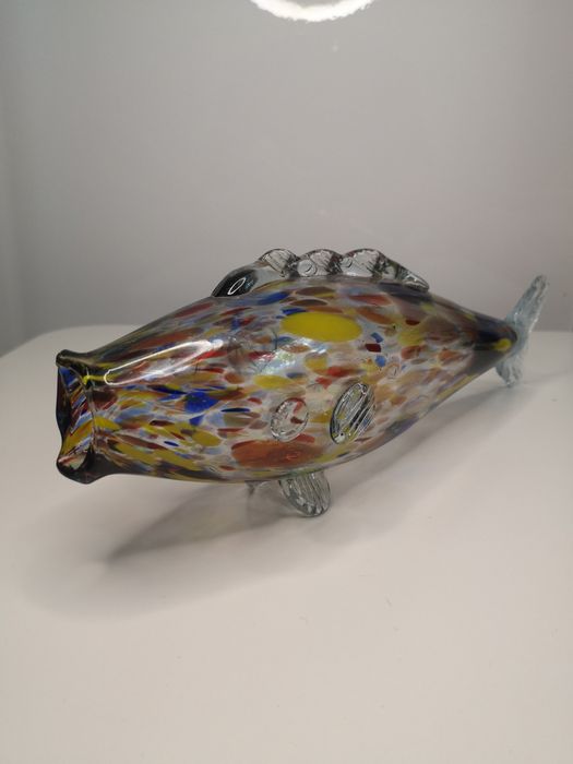 Ładna szklana ryba.