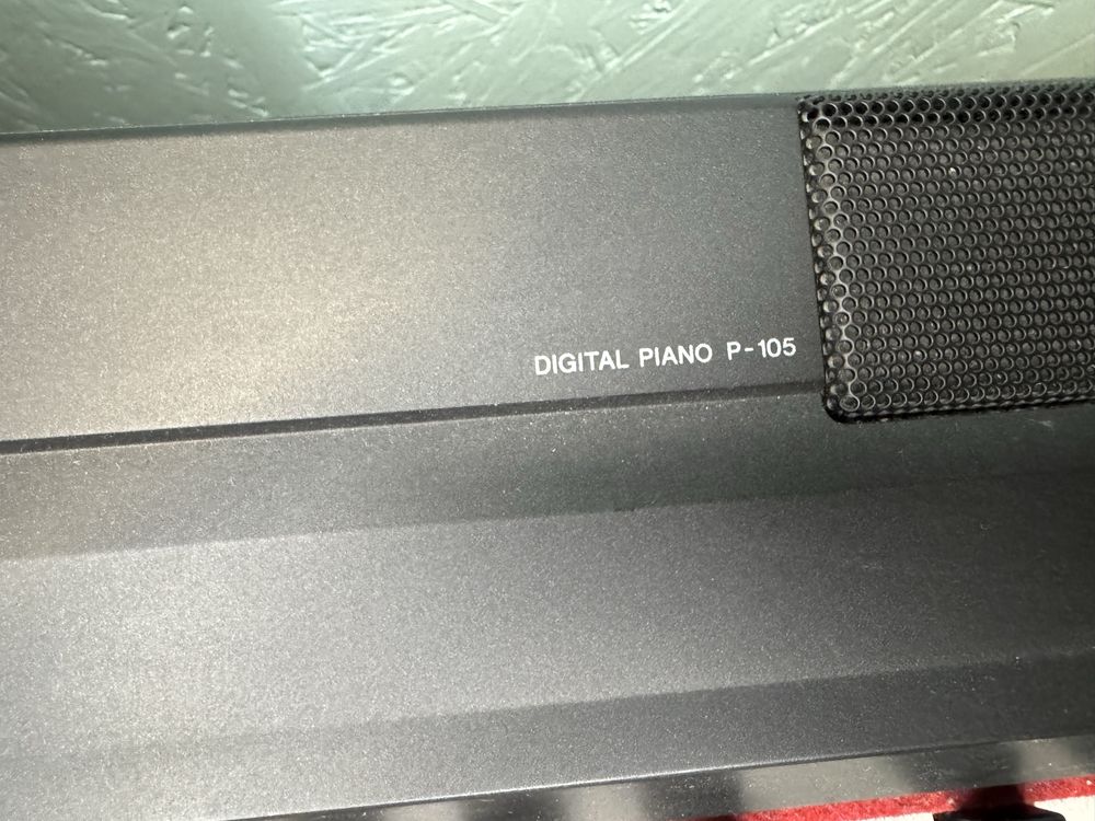 Yamaha P-105 Pianino