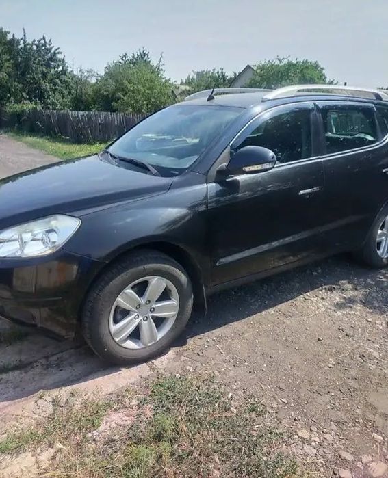 Эмгранд X7 Geely