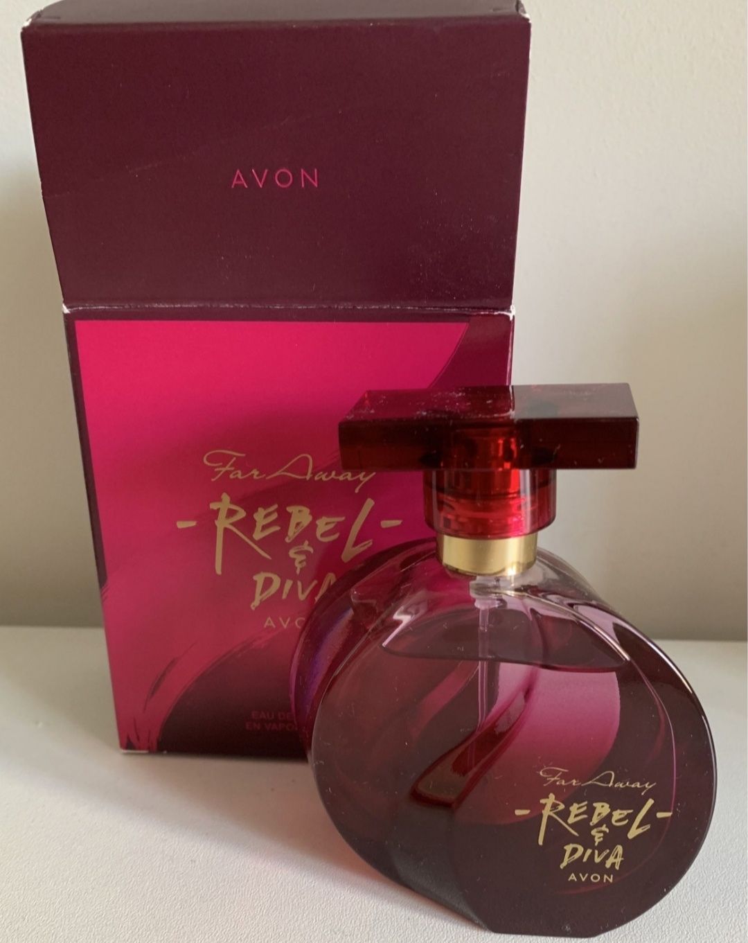 Avon Far Away Rebel Diva woda perfumowana 50 ml