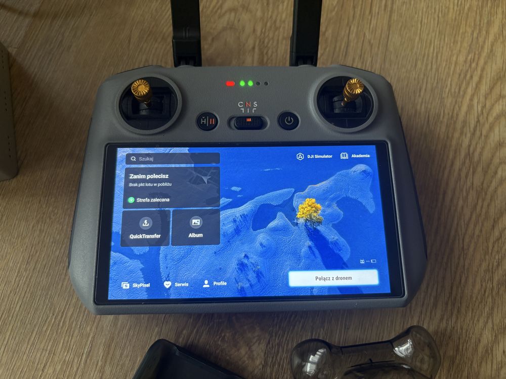 Dron dji mini 4 pro fly more combo