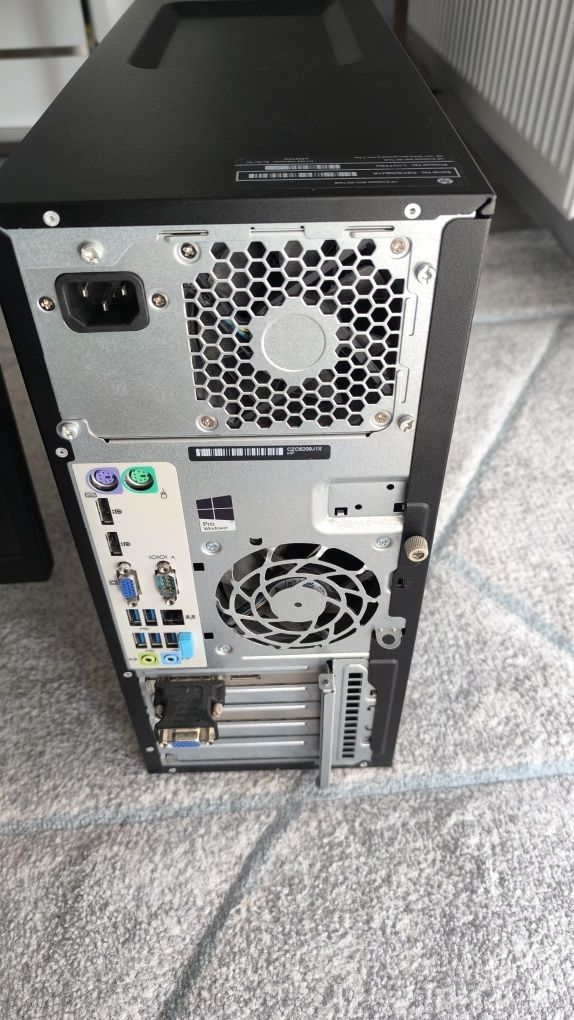 Komputer Hp EliteDesk 800 G2

Procesor: Intel(R) Core(TM) i5-6500 CPU
